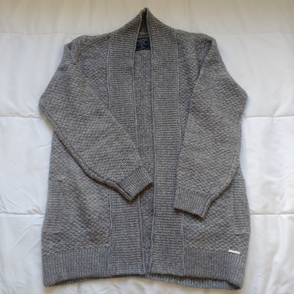 A&F chunky cardigan